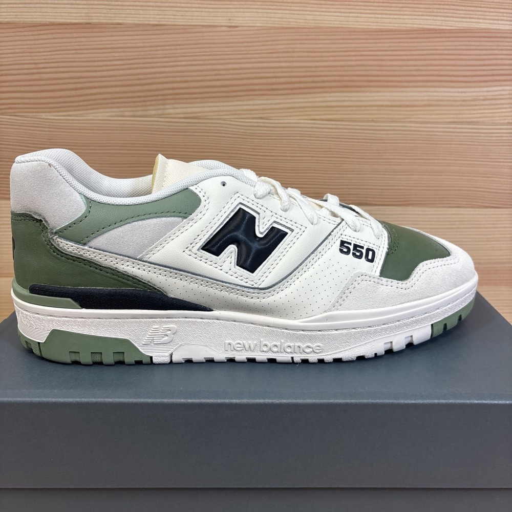 New Balance 550 White Green Black Size 9.5 Mens